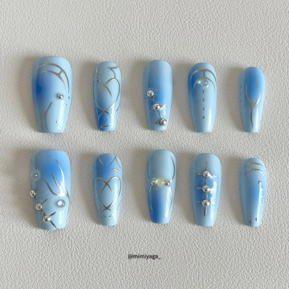 Peinture à la main bleue| Presse personnalisée sur les ongles (40)