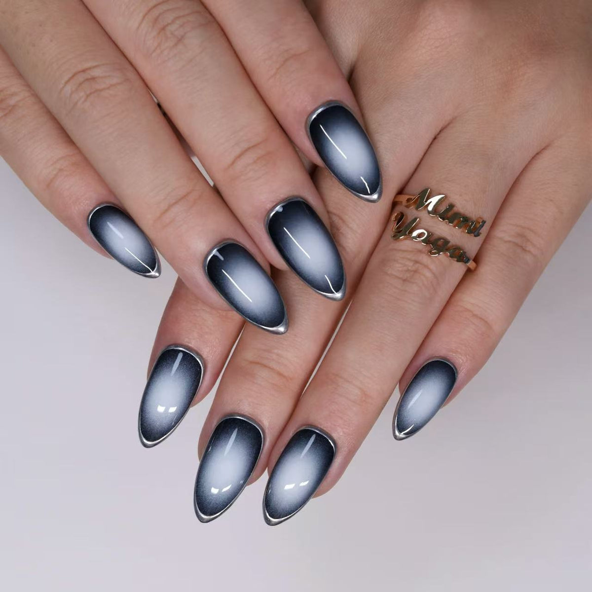 Noir Halo