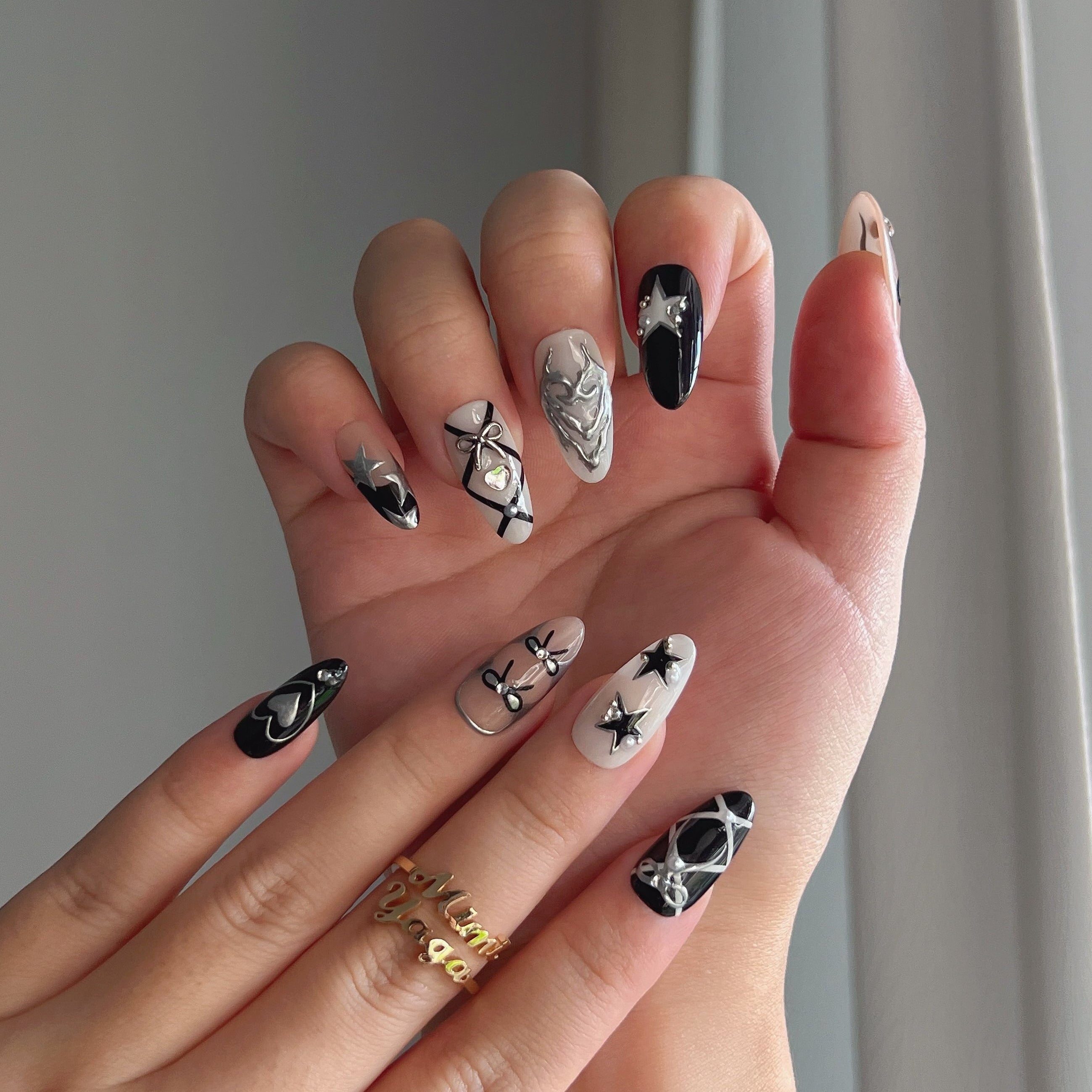 Noir Starlight Ribbons