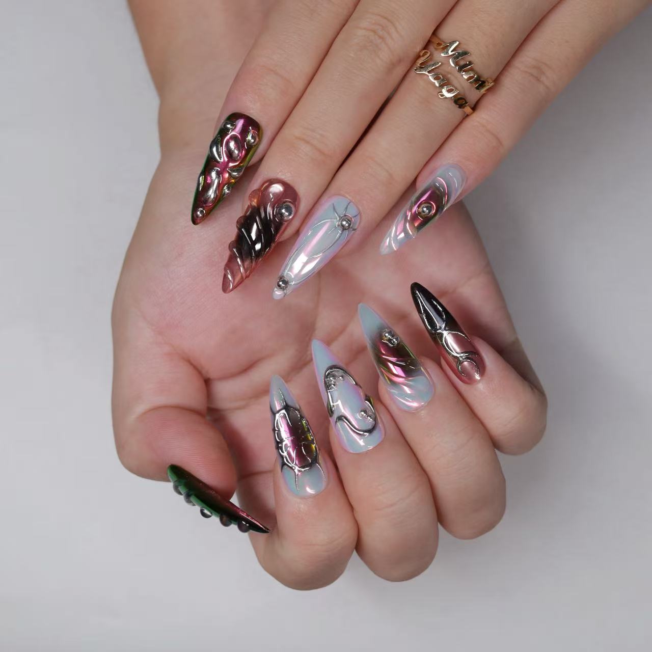 Opal Alloy