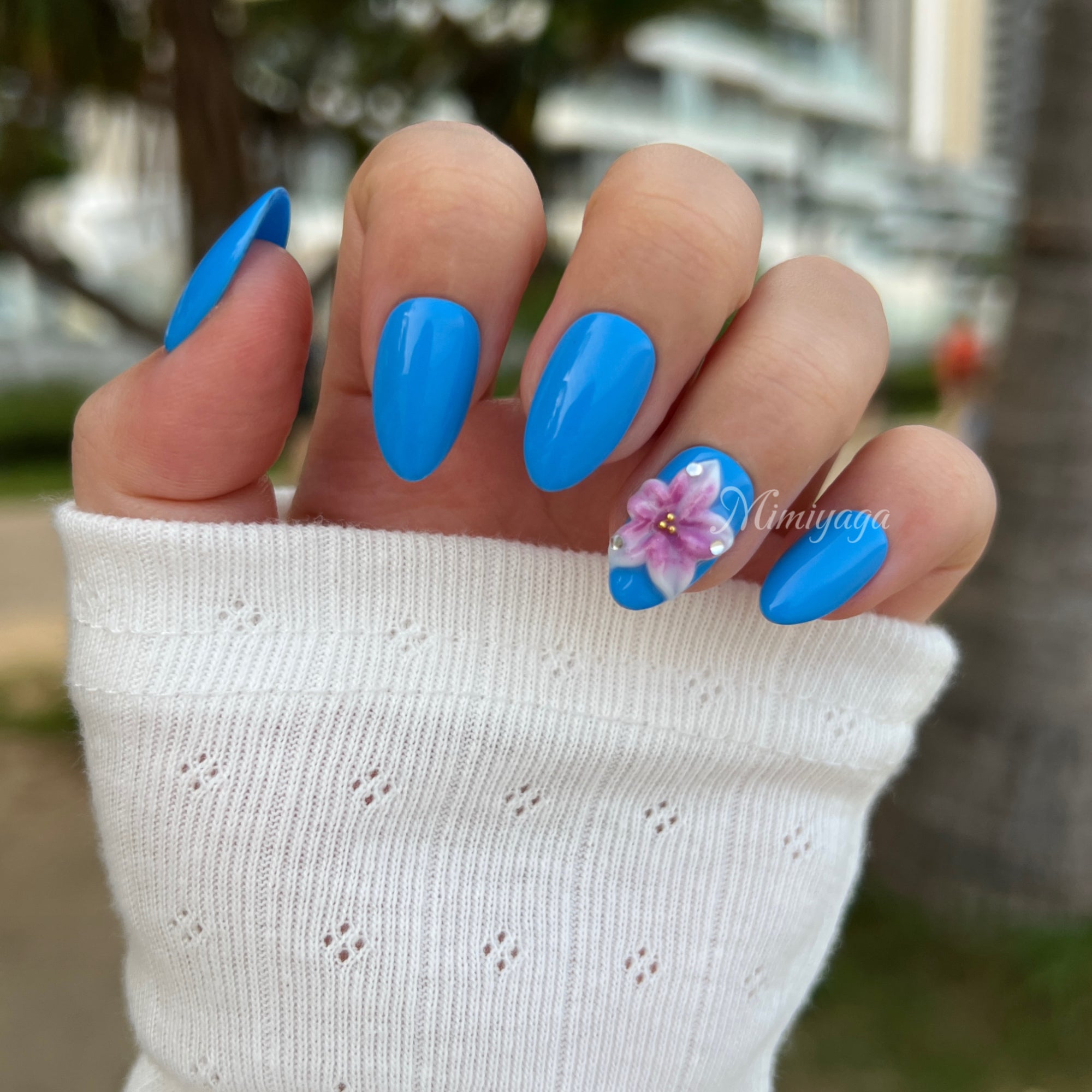 Blue Bloom Isle