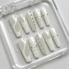 Ivory Contour