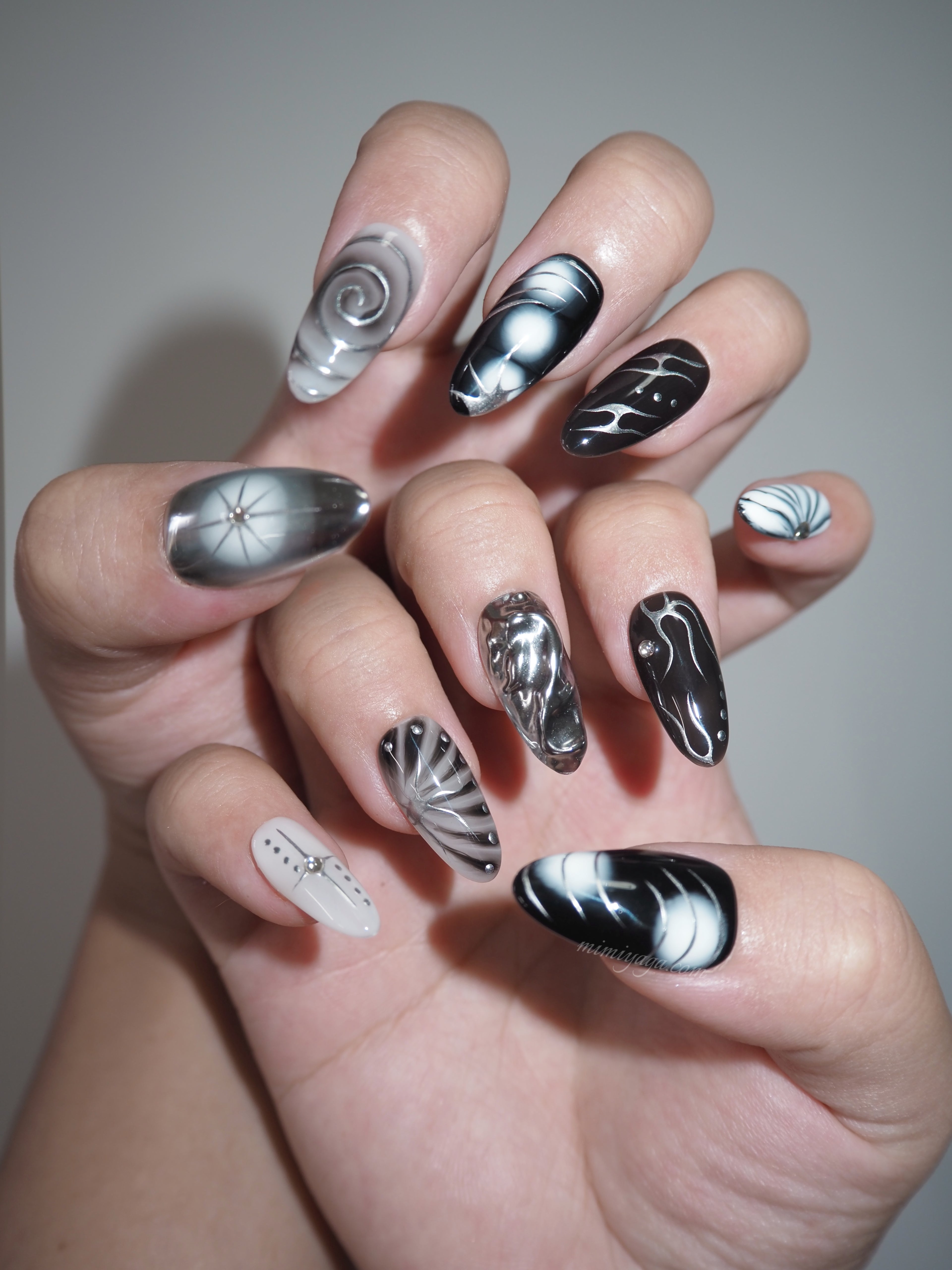 Black & White Metallic