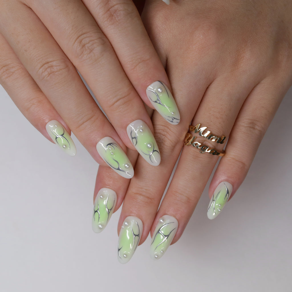Limeglass Veil