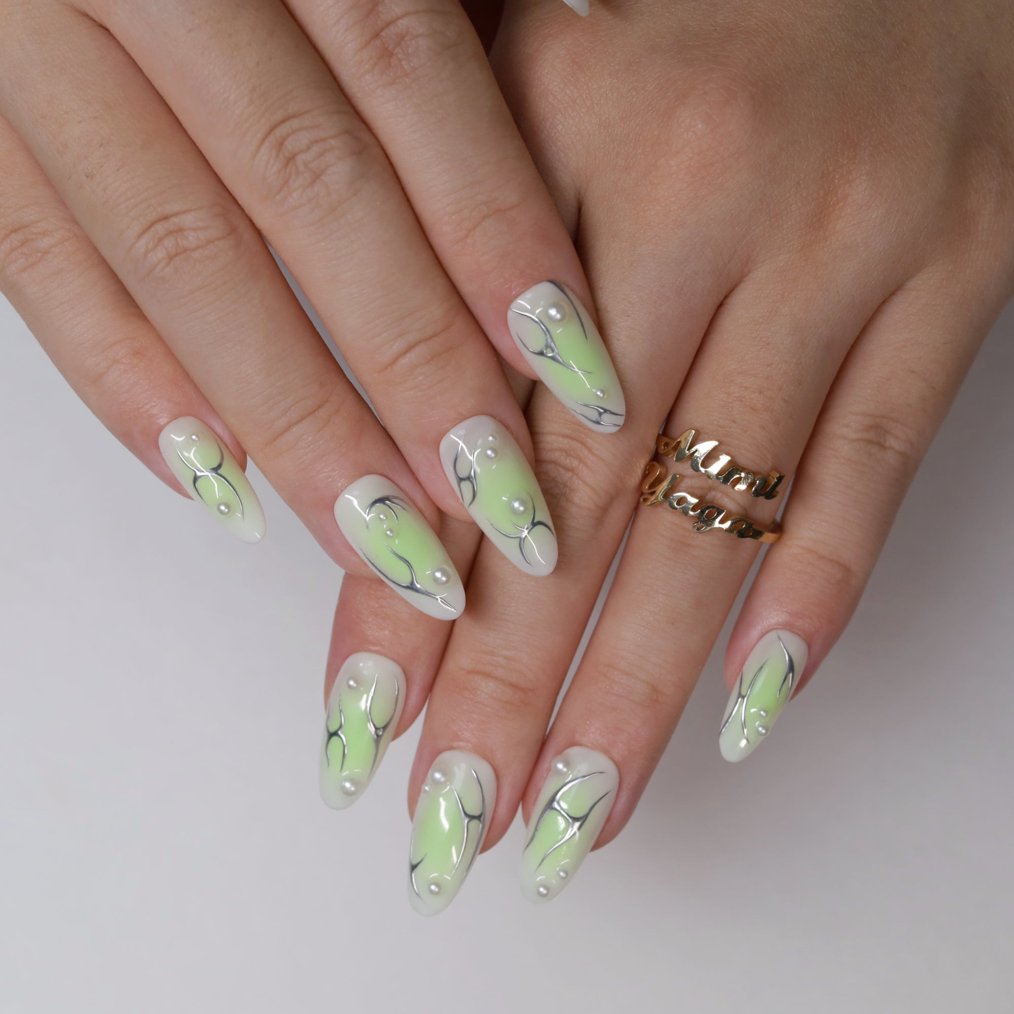 Limeglass Veil