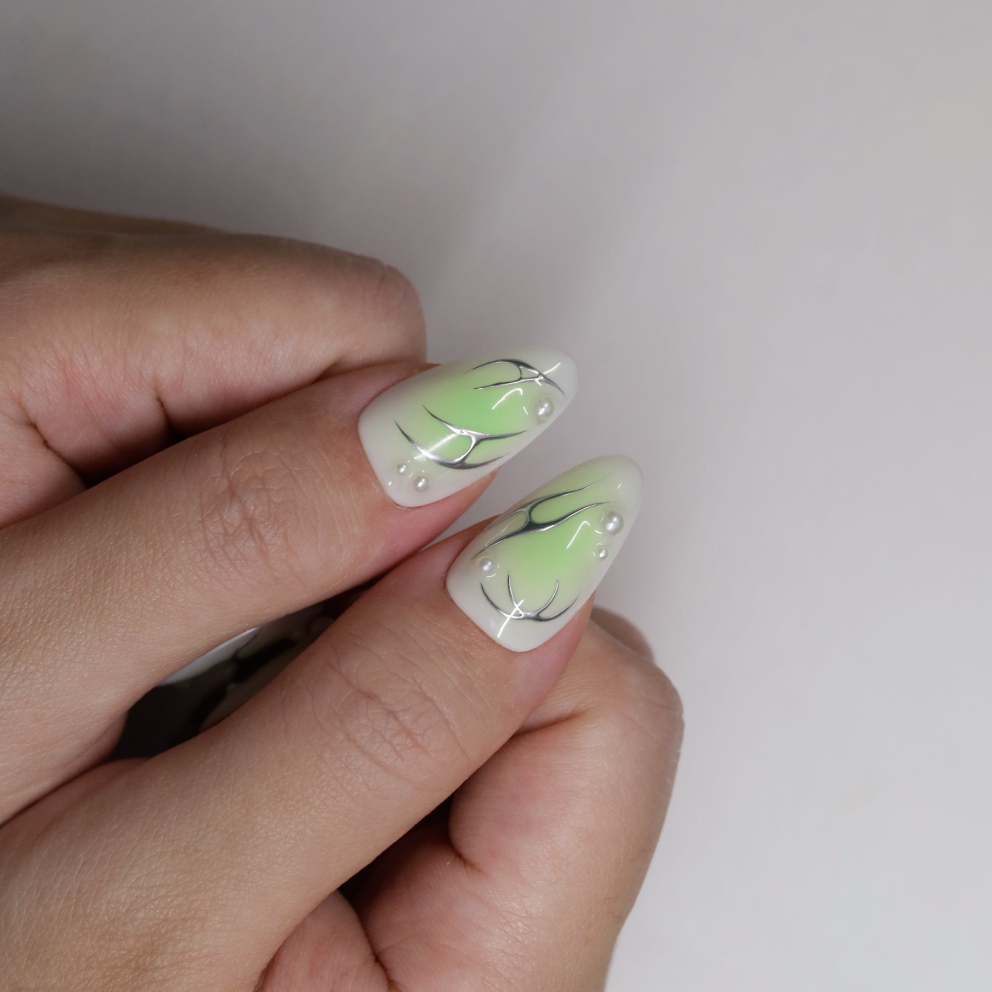 Limeglass Veil